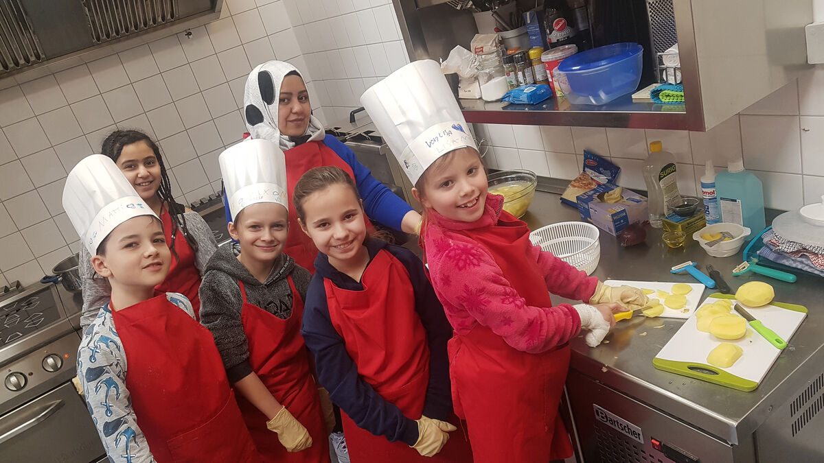 KINDERKOCHKURSE
